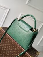 HOT100%新品 ルイヴィトン 偽物 M93483 Capucines ハンドバッグ