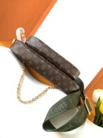 人気セール ルイヴィトン n級品 M44813 Multi Pochette Accessoires ハンドバッグ