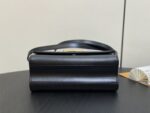 個性的 魅力的 心地よい コットン素材 ルイヴィトン 偽物 M24043 NEW Twist MM ブラック ハンドバッグ