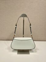 個性的 魅力的 心地よい コットン素材 プラダ コピー 新作調 節可能なショルダーストラップ バッグ