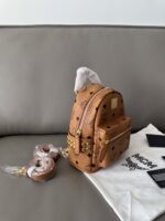 MCM （エムシーエム）スーパーコピー STARK サイドスタッズ バックパック - ヴィセトス