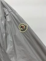 激安大特価最新作 モンクレール n級品 春夏新作フード付き日焼け止めジャケット