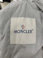 激安大特価最新作 モンクレール n級品 春夏新作フード付き日焼け止めジャケット