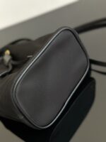 人気セール プラダ コピー Re-Edition 1978Re-Nylon タイプバケツバッグ