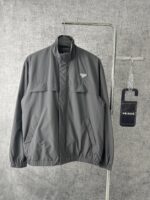 個性的 魅力的 心地よい コットン素材 プラダ コピー 夏新作薄手通気性の良いジャケット