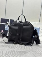 大特価！新商品! プラダ コピー 定番Saffianoレザーショルダーバッグ