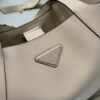 有名人の愛用品 プラダ スーパーコピー 牛革トートバッグ
