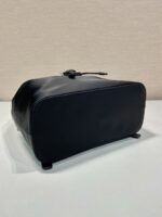 芸能人愛用 高級感ある プラダ コピー 1BZ831 ナイロンリュック