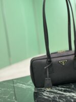 入手困難 低価直輸入専門店 プラダ コピー 牛革ハンドバッグ