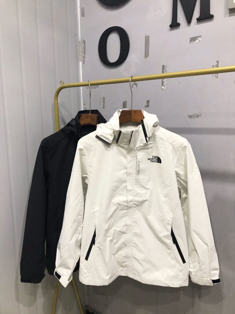 オシャレにお得100%新品 ザ・ノース・フェイス コピー スポーツアウトドアカジュアルパーカジャケット