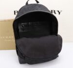 芸能人愛用 高級感ある バーバリー スーパーコピー 新作メンズキャンバスバッグ