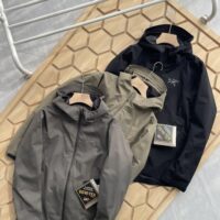 大活躍！存在感のある アークテリクス n級品 SOLANO HOODY 防風防水通気性ブルゾン