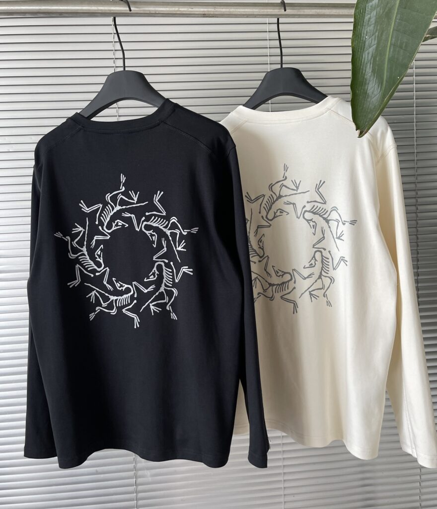 オシャレにお得100%新品 アークテリクス スーパーコピー ラウンドネックストレートインナー長袖Tシャツ