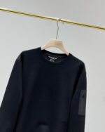 激安大特価最新作 アークテリクス スーパーコピー 無地ラウンドネックパーカー