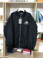 お値打ち価格 バレンシアガ コピー 刺繍新作 スタンドカラージャケットコート