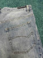 芸能人愛用 高級感ある バレンシアガ スーパーコピー 優良サイト 口コミ ワイドストレートデニムパンツ