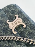 激安大特価最新作 セリーヌ n級品 TRIOMPHE PVC 牛革ショルダーバッグ