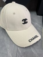 芸能人愛用 高級感ある 限定品 シャネル スーパーコピー 定番タイプ刺繍 ベースボールキャップ