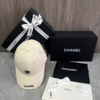 芸能人愛用 高級感ある 限定品 シャネル スーパーコピー 定番タイプ刺繍 ベースボールキャップ