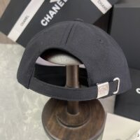 大活躍！存在感のある シャネル スーパーコピー 定番タイプ刺繍 ベースボールキャップ