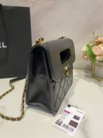 今季セール 限定品 シャネル スーパーコピー 定番 タイプ レトロ ブリーフケース