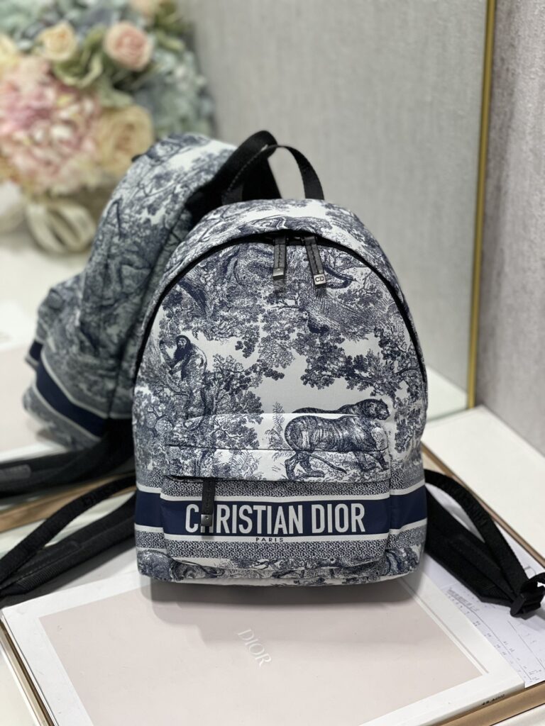 個性的 魅力的 心地よい コットン素材 ディオール n級品 定番 プリント柄Travel Backpack リュック