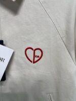 激安大特価最新作 ディオール 偽物 24ss新作 CD Heart ロゴショートジャケット