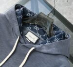 オシャレにお得100%新品 グッチ コピー プリントフード付きパーカー