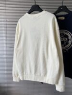 【2024最新着追加】 グッチ スーパーコピー スーパーコピー秋冬新作高刺繍ラウンドネックパーカー