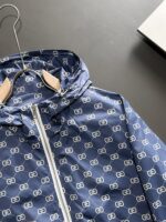 激安 上品 グッチ スーパーコピー ファスナーフード付きトレンチジャケットコート