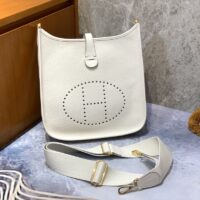 芸能人愛用 高級感ある エルメス コピー Evelyne29cm ショルダーバッグ