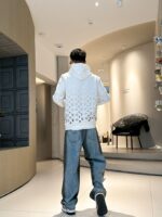 芸能人愛用 高級感ある 2024早秋新作 ルイヴィトン コピ ーパーカー