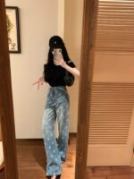 有名人の愛用品 ルイヴィトン コピー ヴィンテージ プリント ハイライズ ストレート ジーンズ