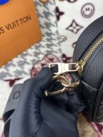 HOT100%新品 ルイヴィトン スーパーコピー 秋冬新作メンズショルダーバッグ