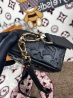 HOT100%新品 ルイヴィトン スーパーコピー 秋冬新作メンズショルダーバッグ