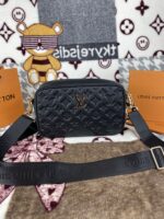 HOT100%新品 ルイヴィトン スーパーコピー 秋冬新作メンズショルダーバッグ