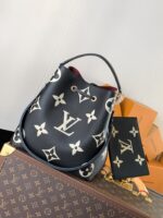 有名人の愛用品 ルイヴィトン n級品 Monogram 柄M45497 NéoNoéバケツバッグ
