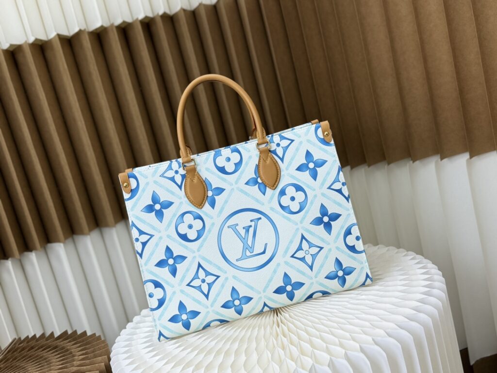 大特価！新商品! ルイヴィトン 偽物 M11262 Monogram プリント OnTheGo ハンドバッグ