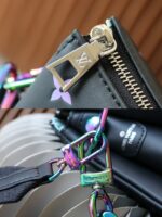 個性的 魅力的 心地よい コットン素材 ルイヴィトン スーパーコピー 羊革 M23618 Coussin BB バッグ