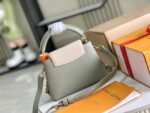 話題となる人気品 ルイヴィトン n級品 Taurillon皮革 Capucines mini ハンドバッグ