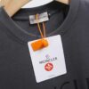 お値打ち価格 モンクレール 偽物 の夏の新作ロゴ刺繍オフショルダーラウンドネック半袖Tシャツ