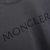 お値打ち価格 モンクレール 偽物 の夏の新作ロゴ刺繍オフショルダーラウンドネック半袖Tシャツ