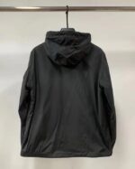 大特価！新商品! プラダ スーパーコピー Re-NylonRe-Nylon生地ジャケット