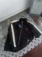 大特価！新商品! プラダ スーパーコピー サイドジップジャケット