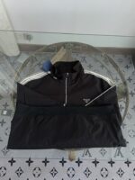 大特価！新商品! プラダ スーパーコピー サイドジップジャケット