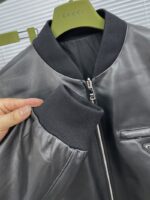 個性的 魅力的 心地よい コットン素材 プラダ スーパーコピー リバーシブルレザージャケット