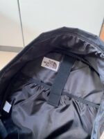 人気セール ザ・ノー ス・フェイス コピー 最新の軽量アウトドアカジュアルリュック