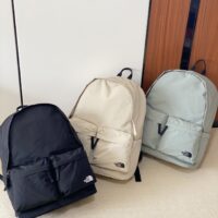 芸能人愛用 高級感ある ザ・ノース・フェイス コピー 最新の軽量アウトドアカジュアルリュック