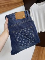 オシャレにお得100%新品 ルイヴィトン 偽物 初秋 ストレート ジーンズ