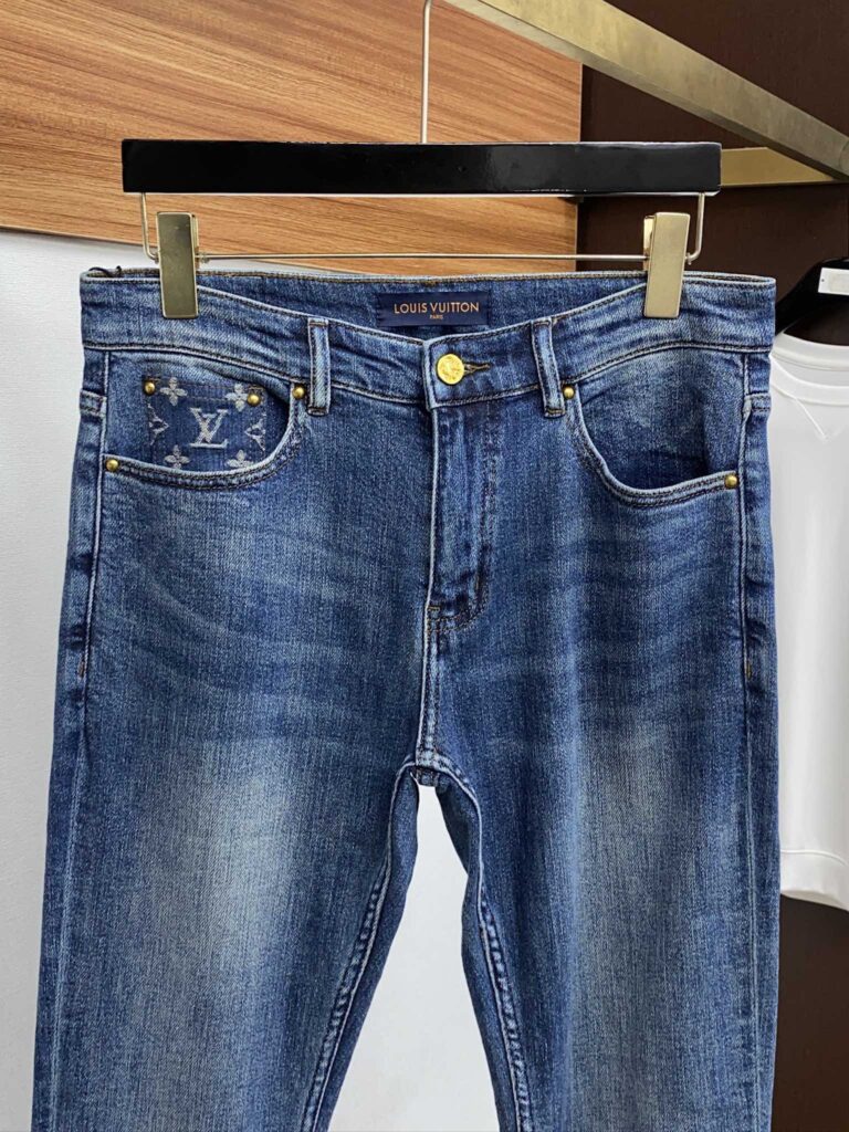 オシャレにお得100%新品 ルイヴィトン  偽物  初秋 ストレート ジーンズ